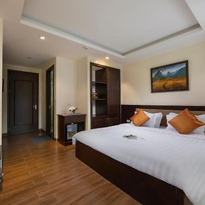 Double or Twin Room Mountain View